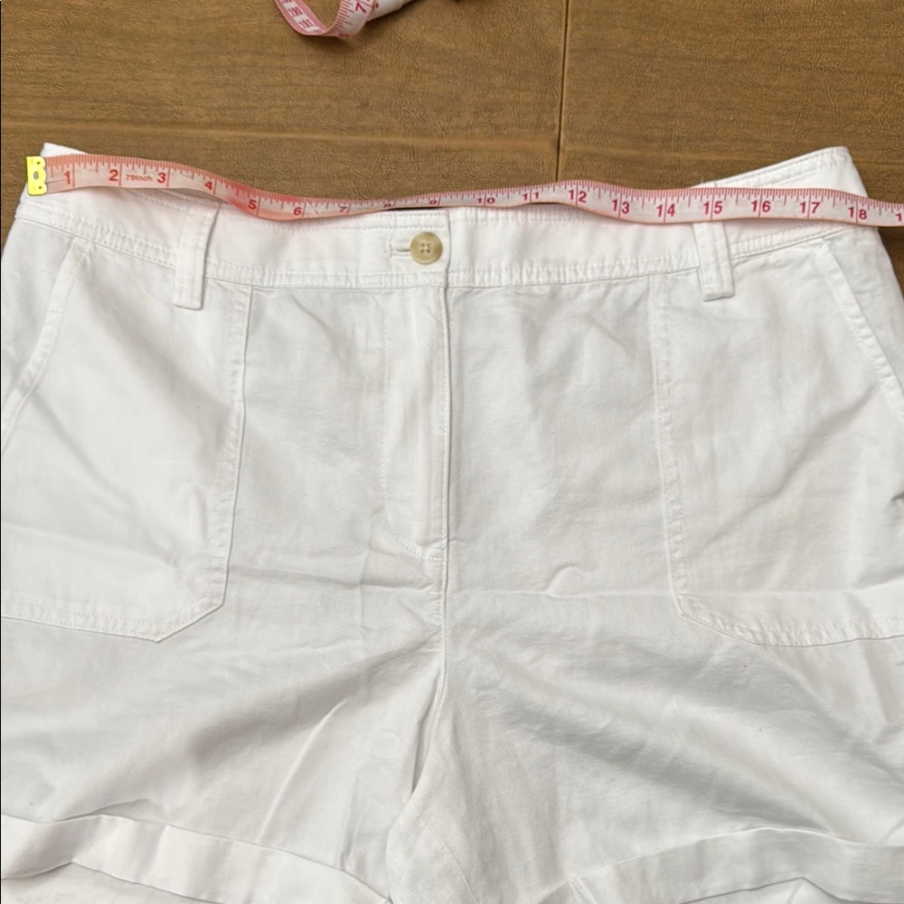 Talbots Chino Shorts, White, Size 14 NWT - Picture 5 of 9